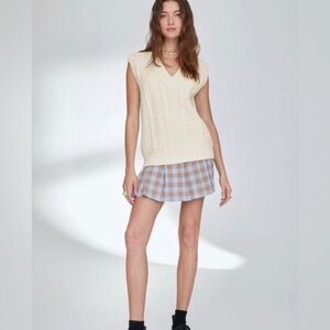 Aritzia Sunday Best Cable Knit White Pullover V-Neck Sweater Vest Women’s XS